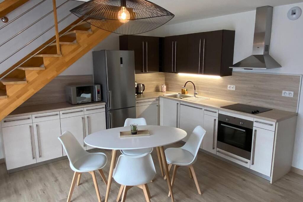 Appartement Maison En Duplex 80M² Jardin Terrasse Saint-Julien-les-Villas Exteriér fotografie